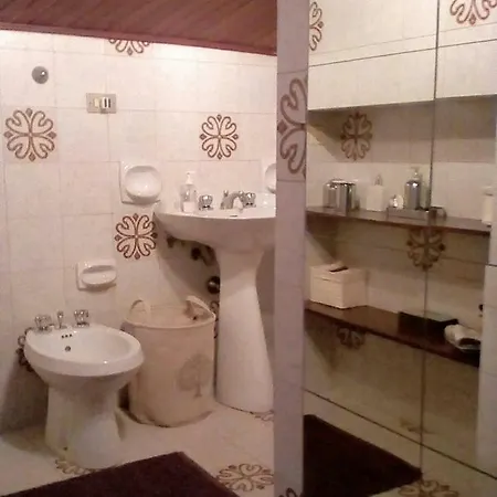 לינה וארוחת בוקר Dall Acqua *